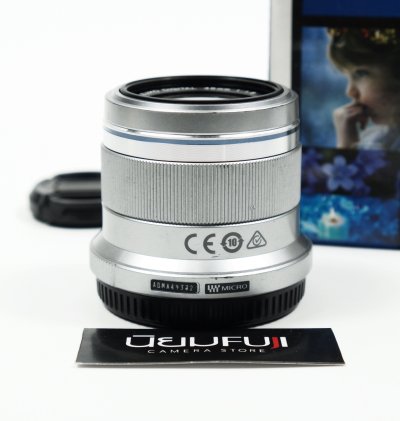 Zuiko 45mm F1.8