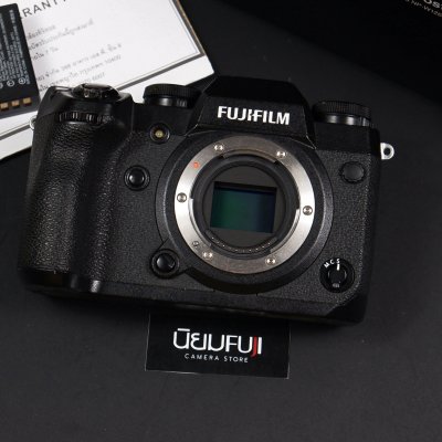 FUJIFILM X-H1
