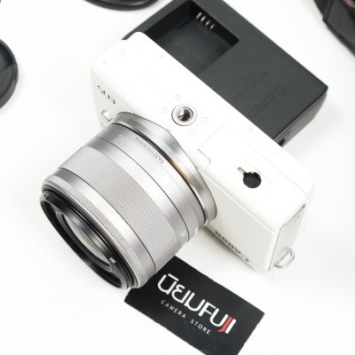 Canon EOS M100