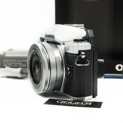 Olympus EM10II