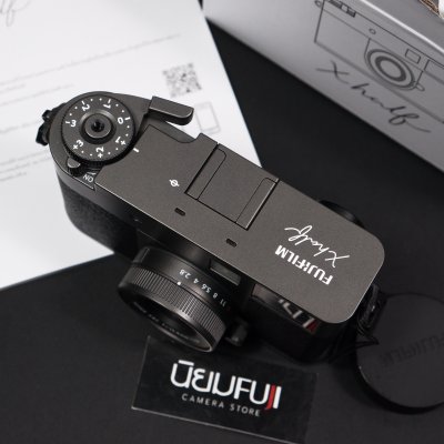 Fujifilm X half