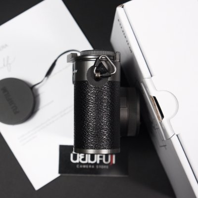 Fujifilm X half