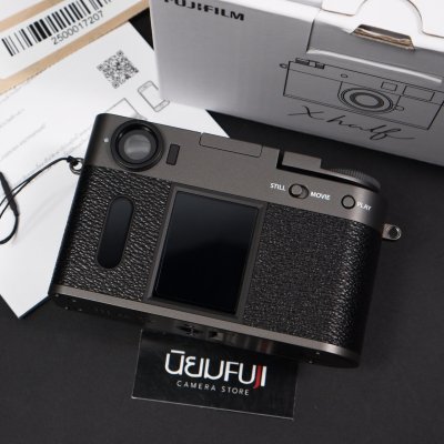 Fujifilm X half