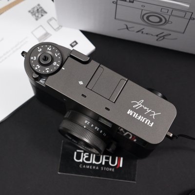 Fujifilm X half