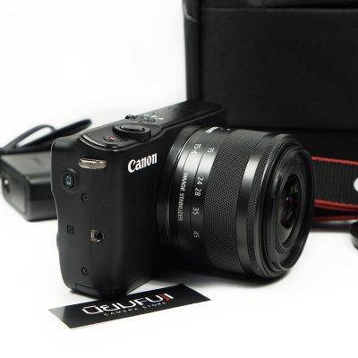 Canon EOS M10