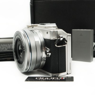 Olympus EPL7