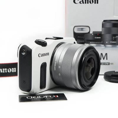 Canon Eos M