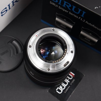 SIRUI 56mm F1.2