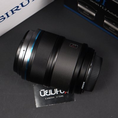 SIRUI 56mm F1.2
