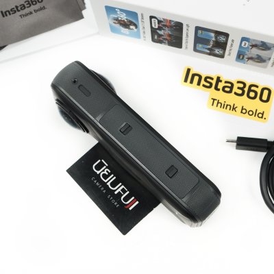 Insta360 X5