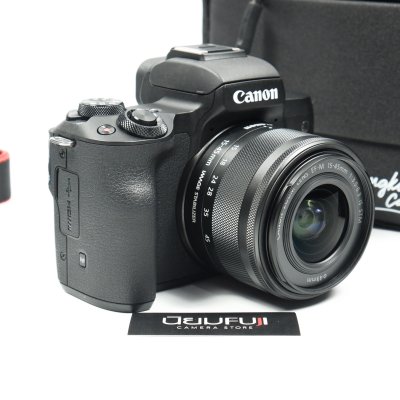 Canon EOS M50