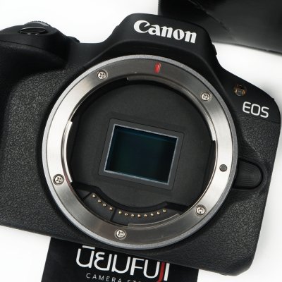 Canon Eos R50
