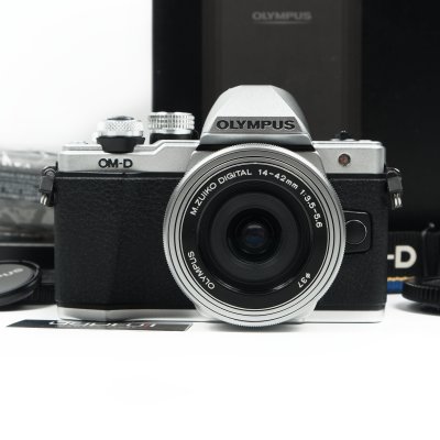 Olympus EM10II