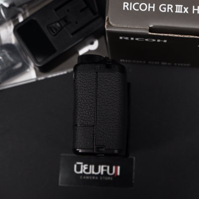 Ricoh GRIIIx HDF