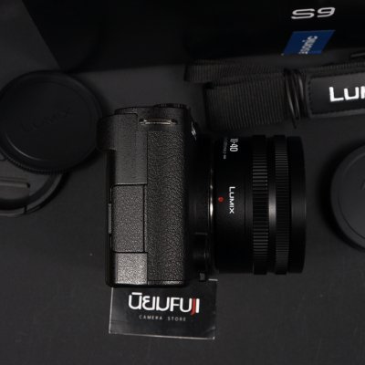 Lumix S9