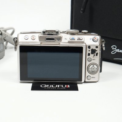 Olympus EPL6