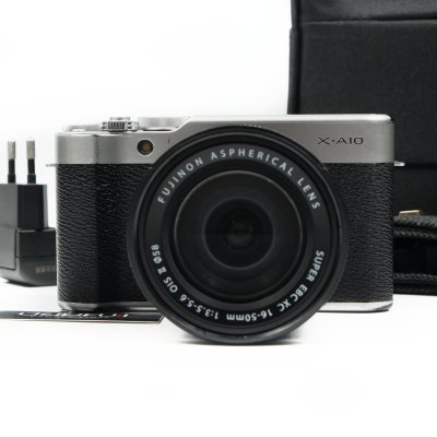 Fujifilm XA10