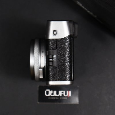 Fujifilm X100F