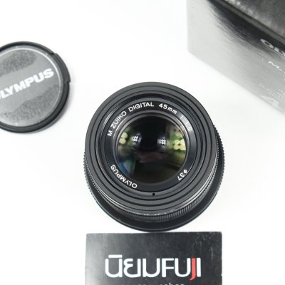 Zuiko 45mm F1.8