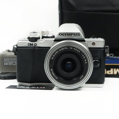 Olympus EM10II