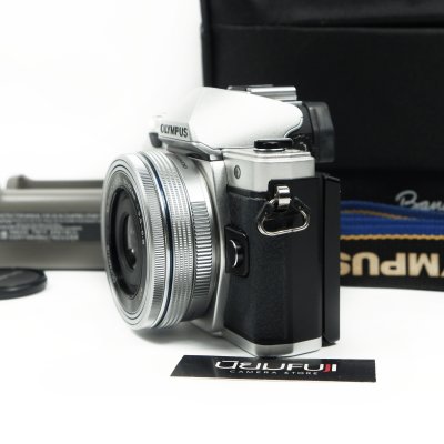 Olympus EM10II