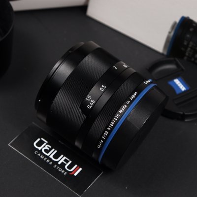 Zeiss 50mm F2