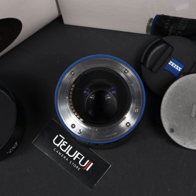 Zeiss 50mm F2
