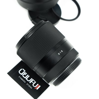 SIGMA 30mm F1.4