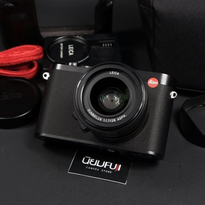 LEICA Q