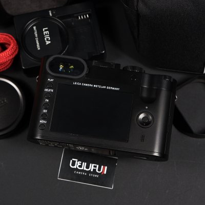 LEICA Q