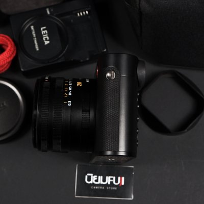 LEICA Q