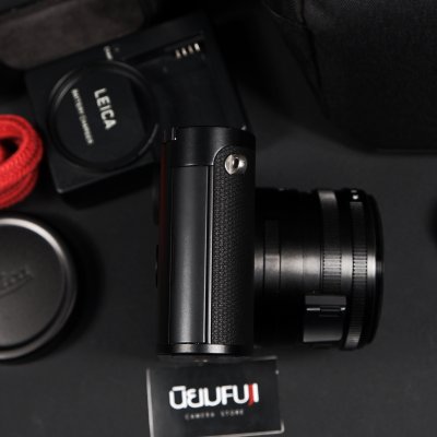 LEICA Q