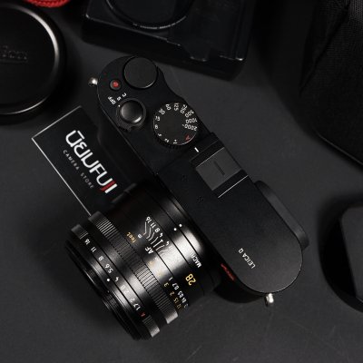 LEICA Q