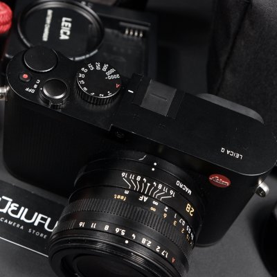 LEICA Q