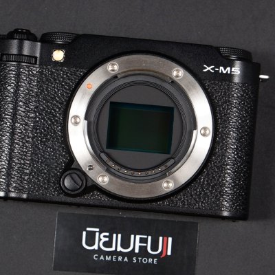 Fujiiflm XM5