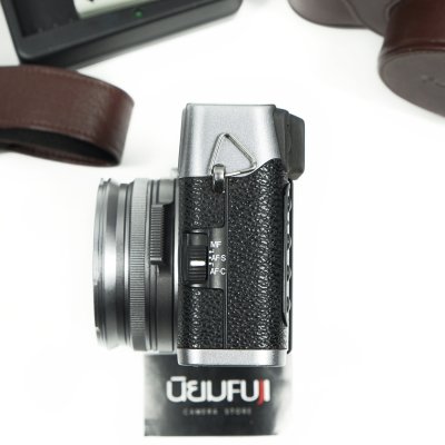 Fujifilm X100