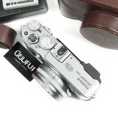 Fujifilm X100