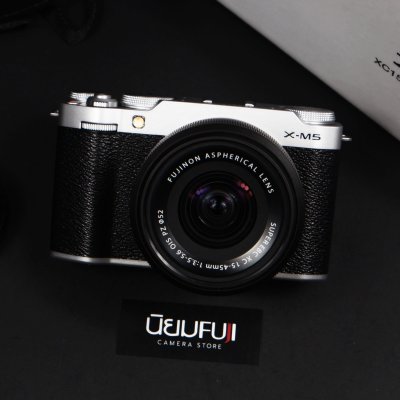 Fujifilm XM5