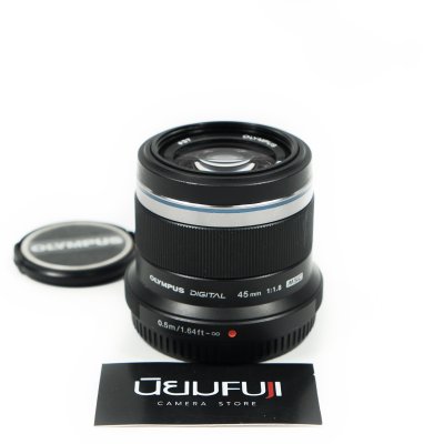 Zuiko 45mm F1.8