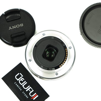 E16mm F2.8