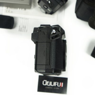 Olympus EM5 II