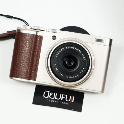 Fujifilm XF10