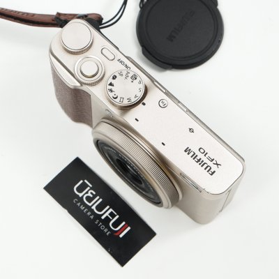 Fujifilm XF10