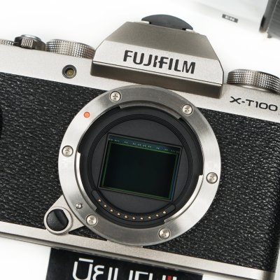 Fujifilm XT100