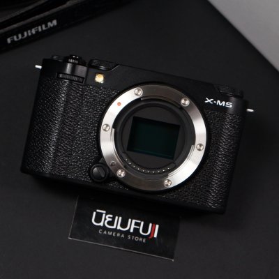 Fujifilm XM5
