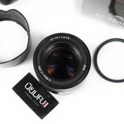Samyang AF75mm F1.8