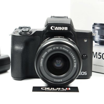 Canon M50