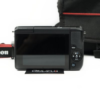 Canon EOS M10