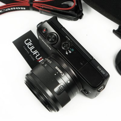 Canon EOS M10