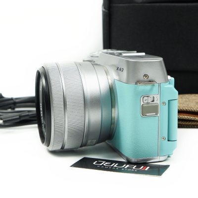 Fujifilm XA7
